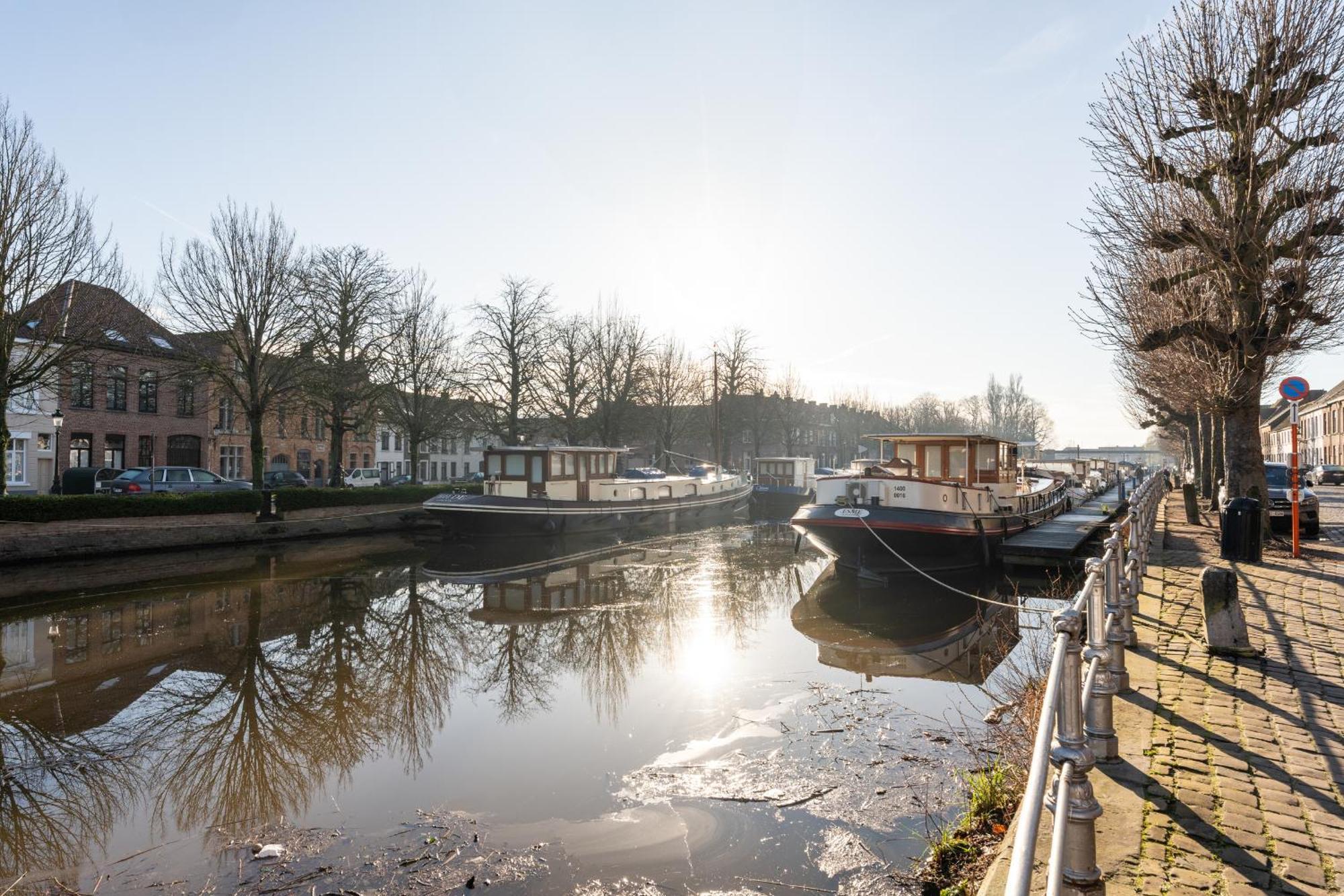 Duplex In Hartje Brugge Met Ruim Zonneterras 2p Appartamento *
